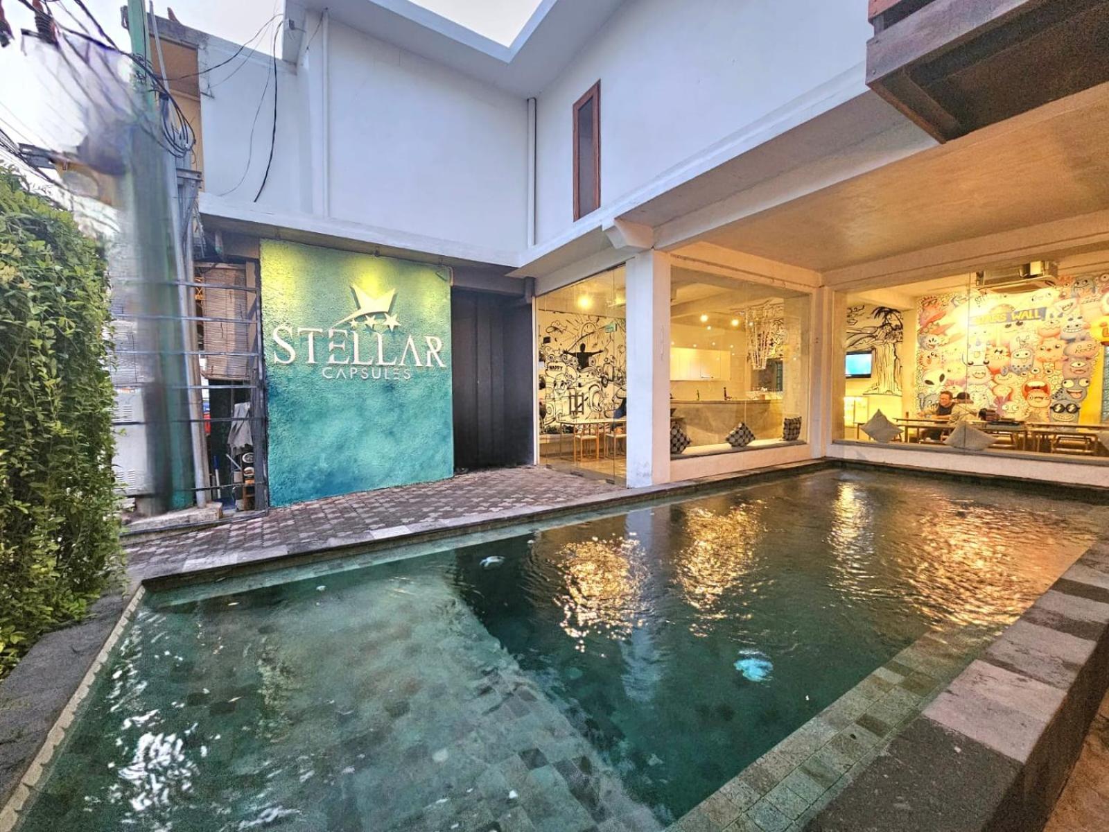 Stellar Capsules Pansiyon Seminyak Dış mekan fotoğraf Stellar Spa