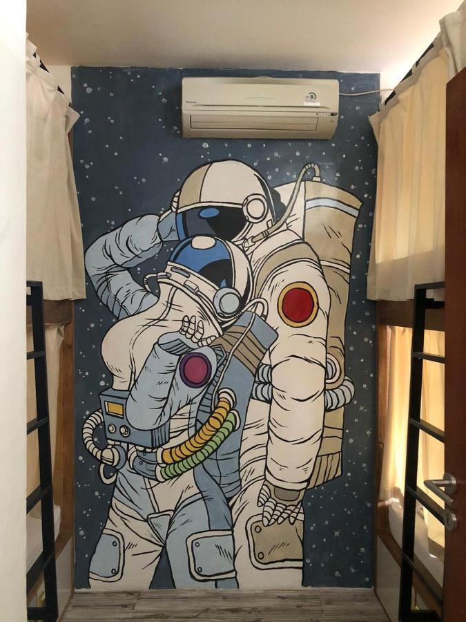 Stellar Capsules Pansiyon Seminyak Dış mekan fotoğraf